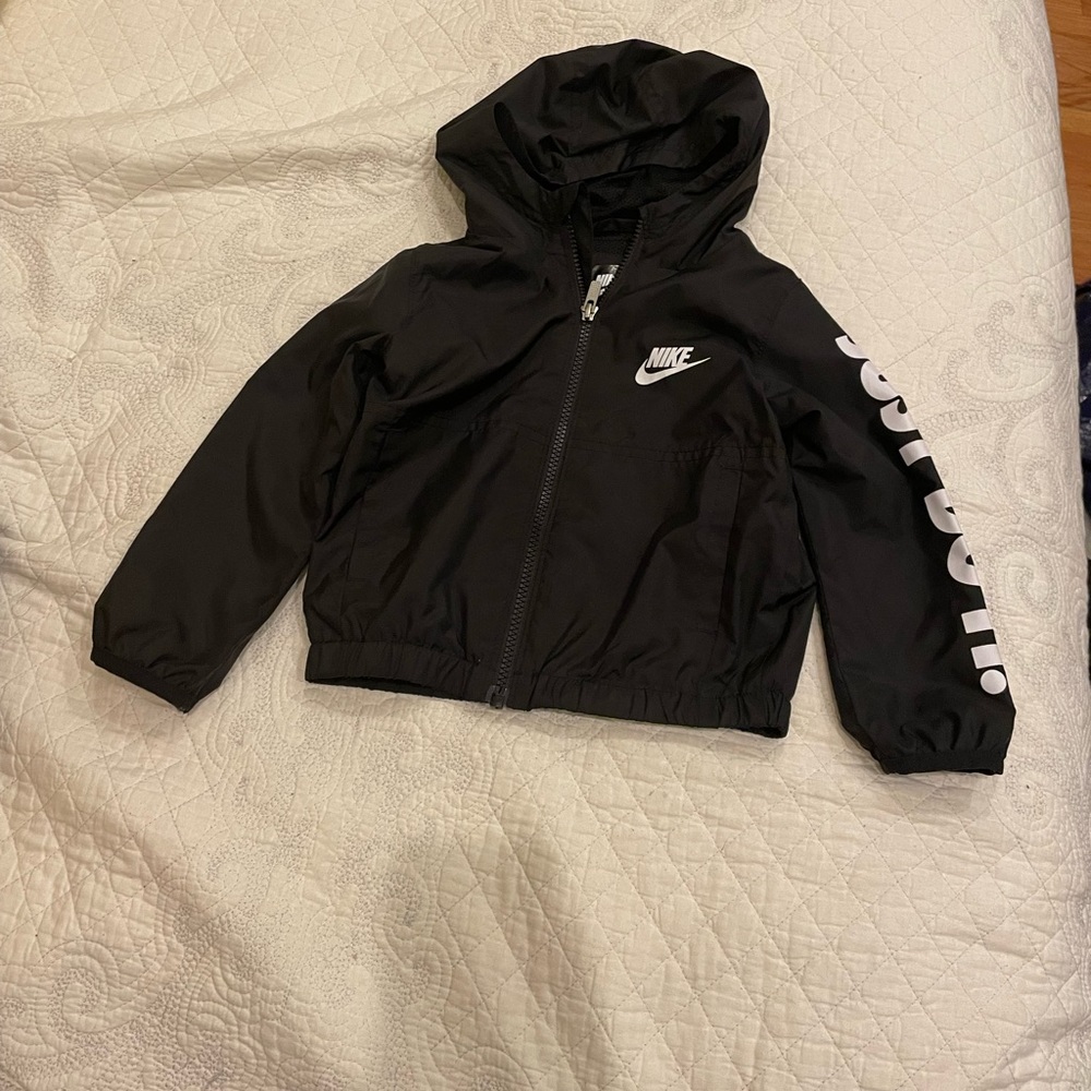 Nike rain jacket kids size 2T